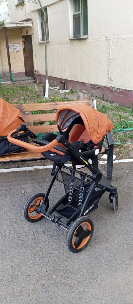 Коляска универсальная 3в1