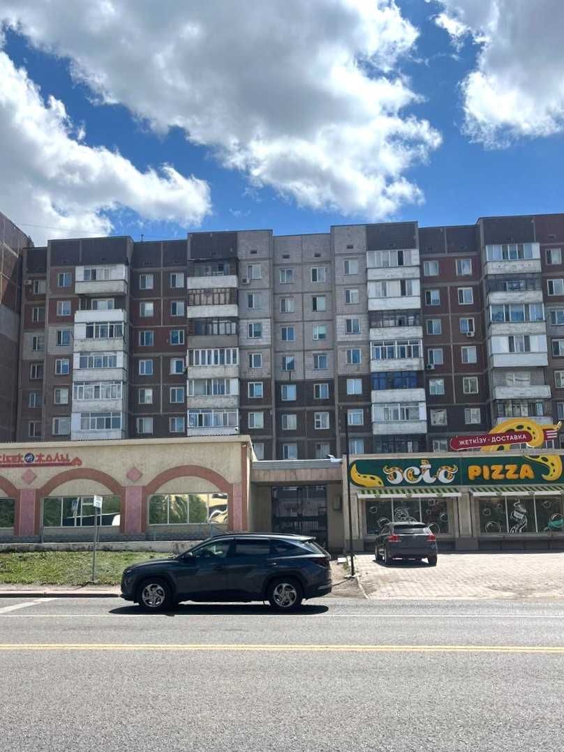 Продаю 1 ком. на 2 этаже. Кухня большая 9 кв. м Юго- Восток, Степной 3