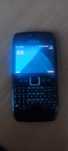 Nokia e71 в рабочем состоянии с зарядкой