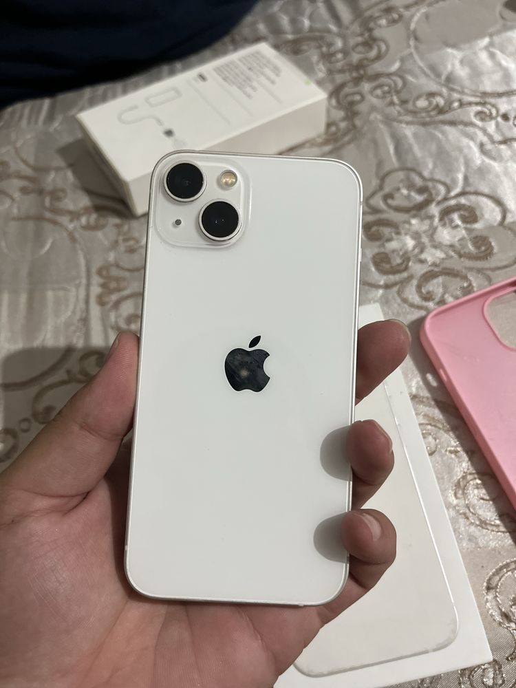 Продается Iphone 13 белый