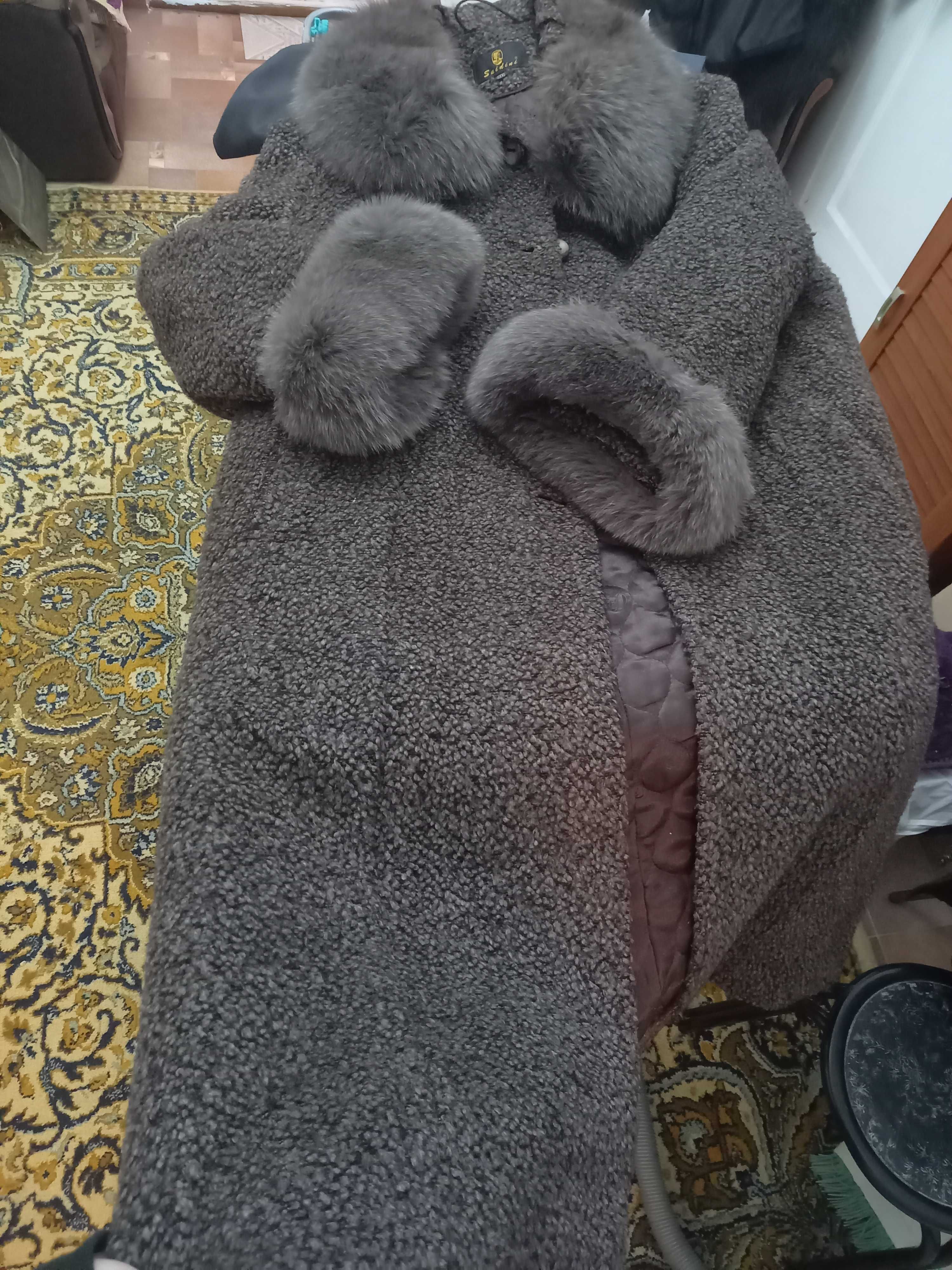 Женское пальто. Драп с натуральным мехом