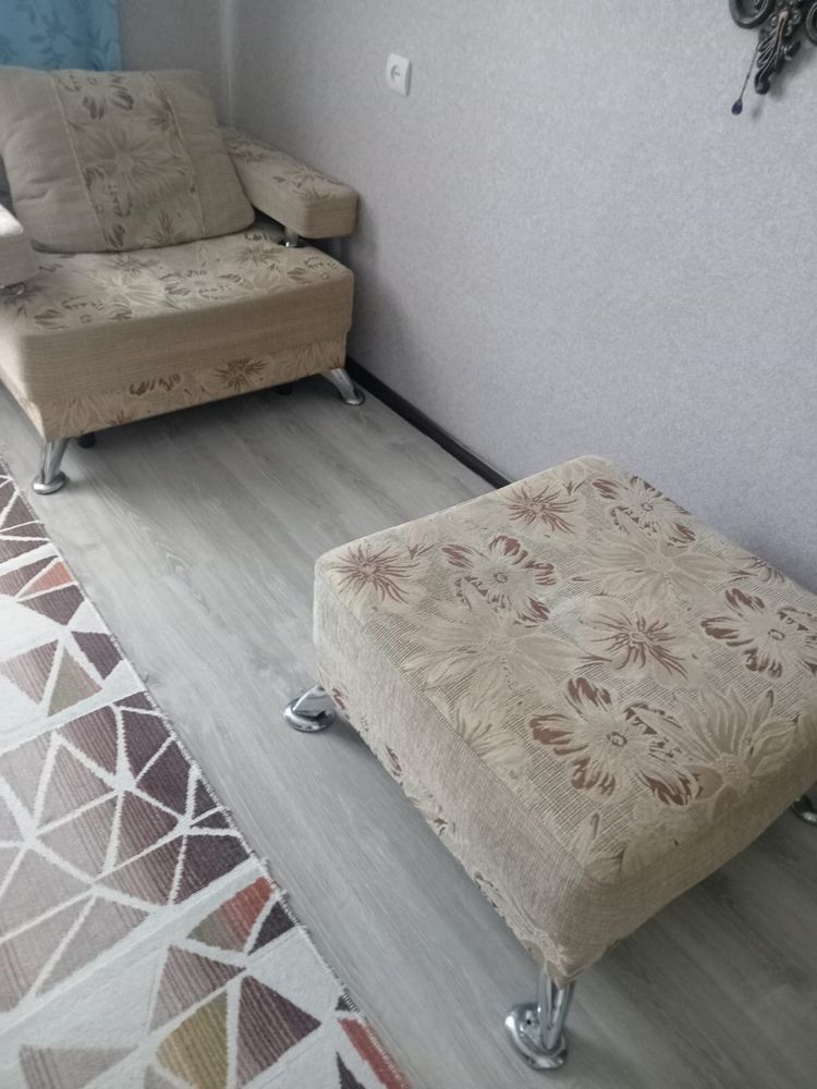 Диван, кресло+пуфик