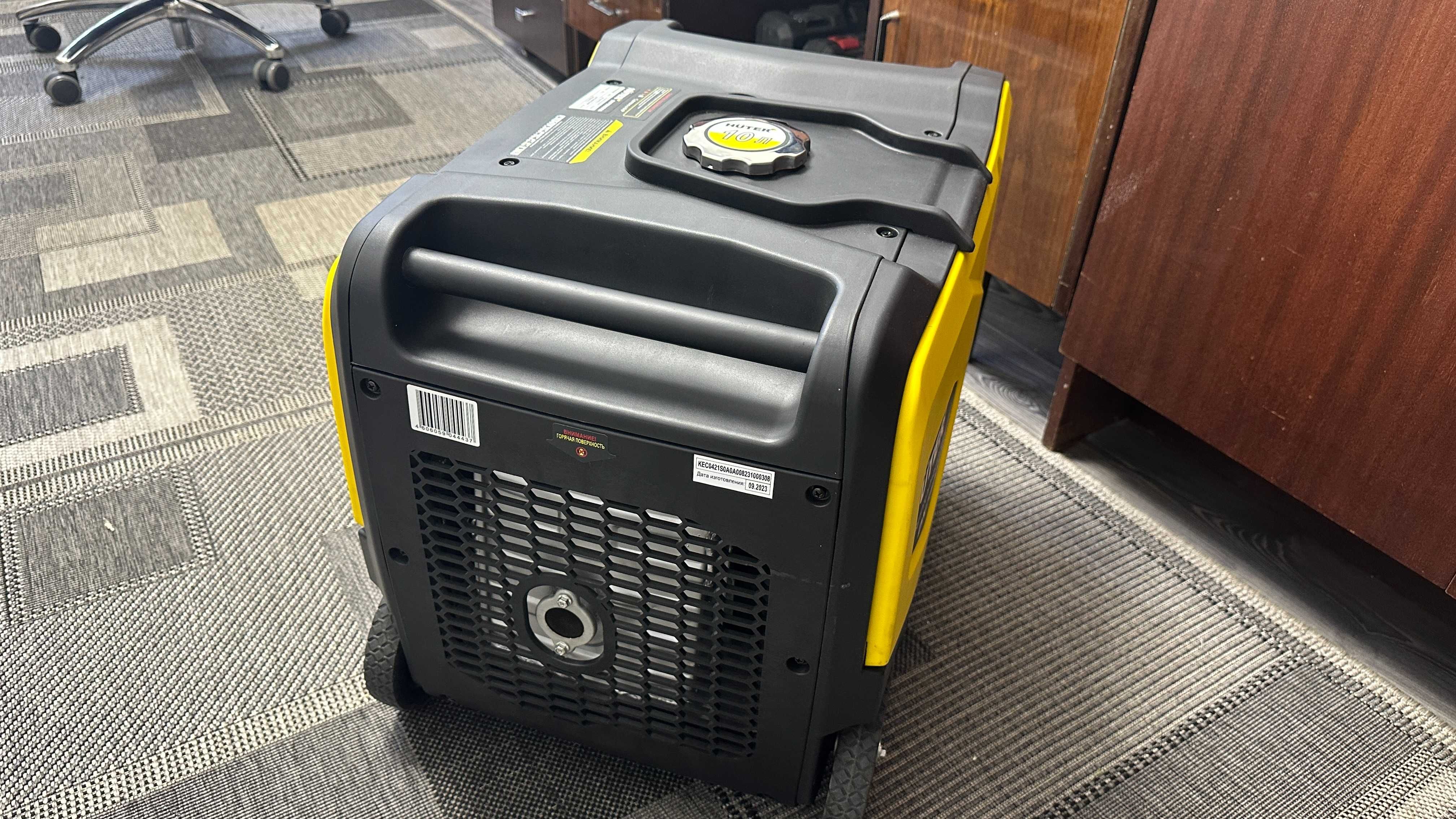 НОВЫЙ инверторный генератор Huter DN7500SXA