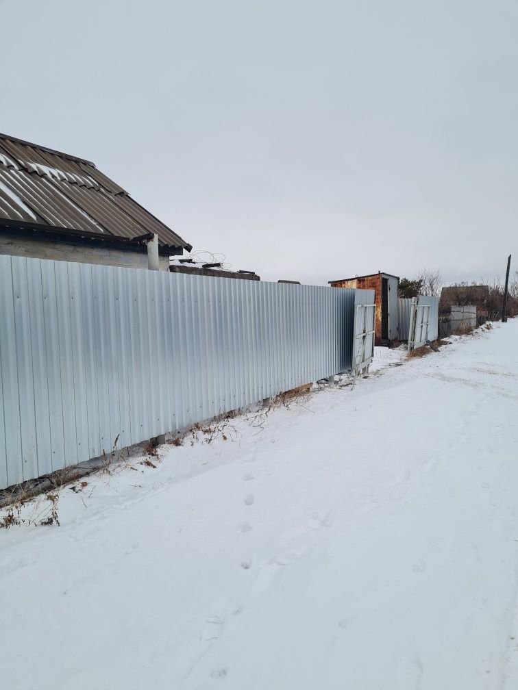 Продам  дачу  сад Берёзка, первый дом от предсидателя,  рядом остановк