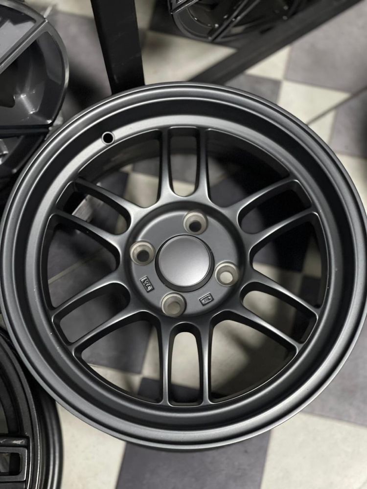 комплект новых дисков R15 4x100