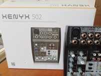 Микшер Behringer Xenyx 502