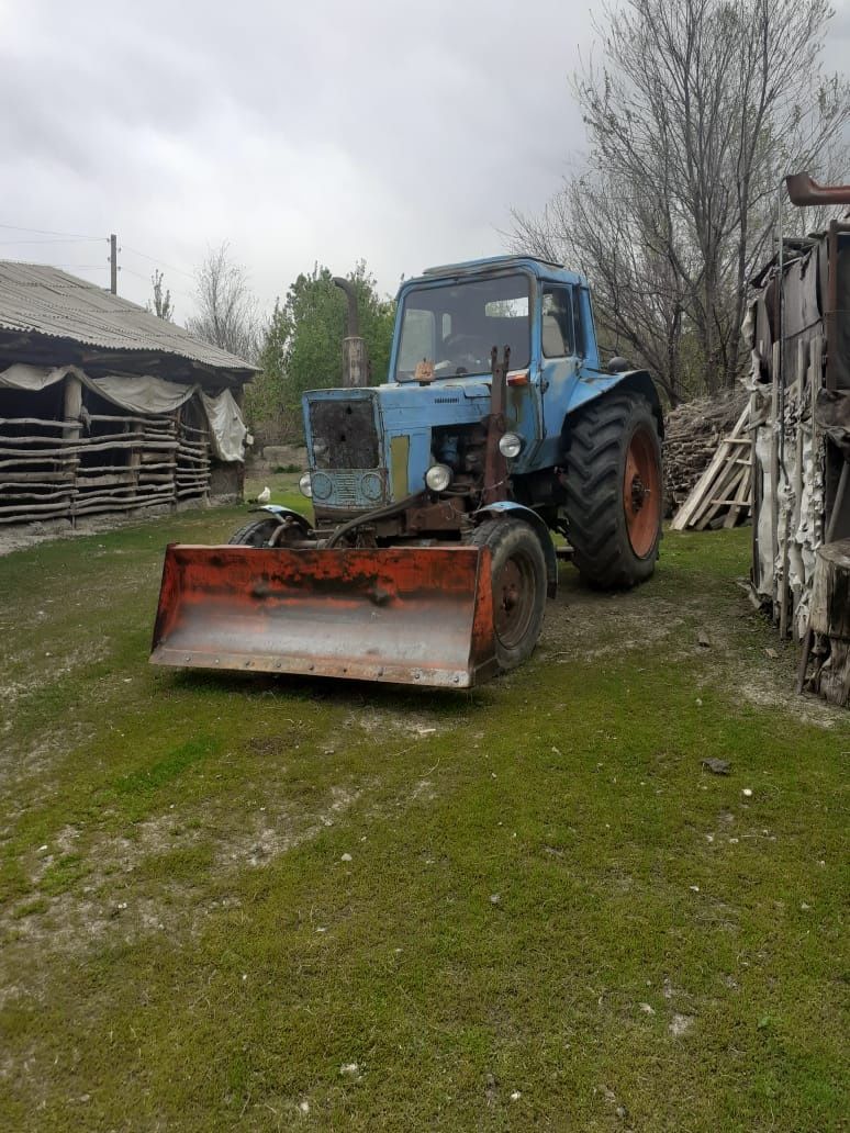 Трактор МТЗ 80  с куном