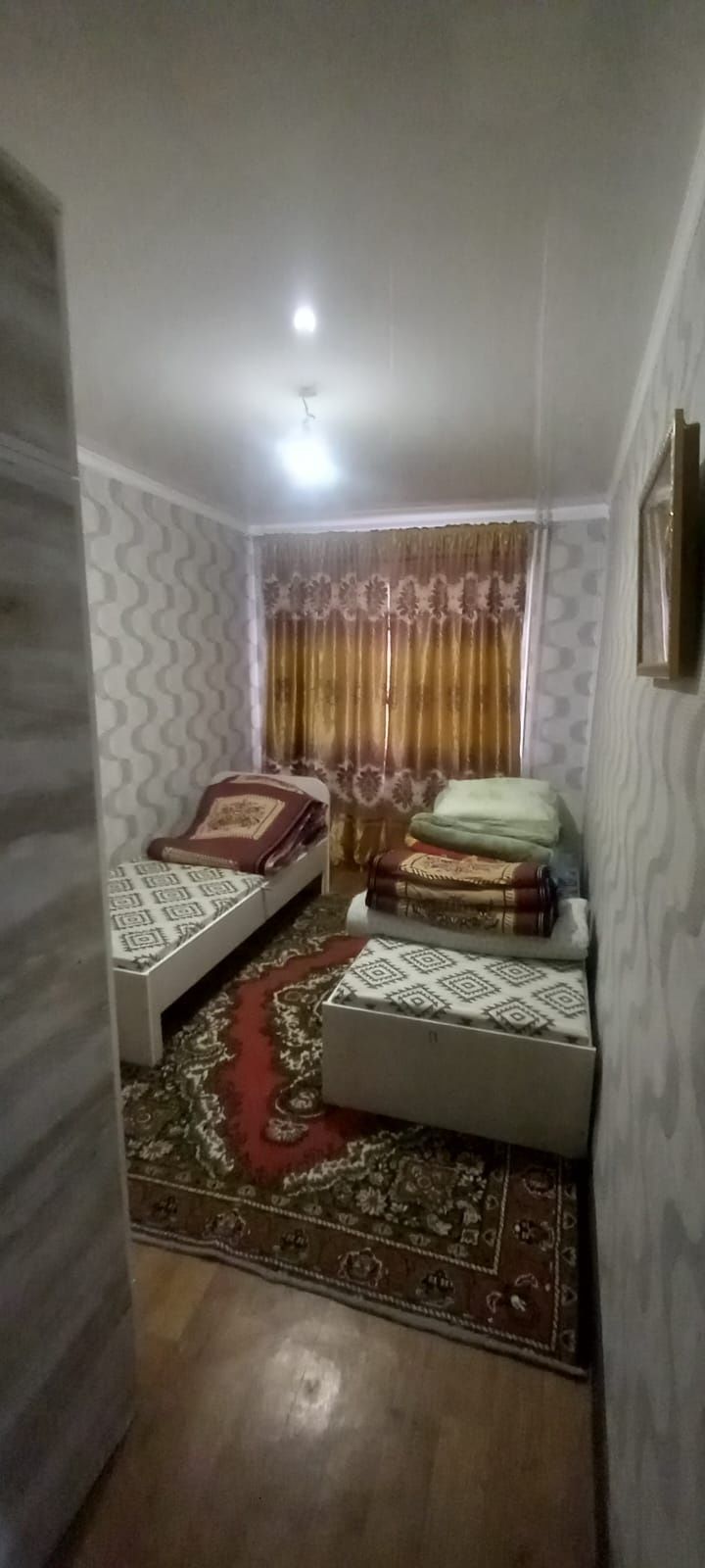 2 бөлмелі үй ұзақ мерзімге арендаға беріледі.  Толық мебель бар