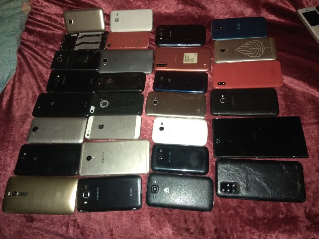 Prodam telefoni .