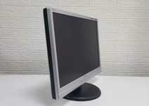 19" ЖК монитор Philips
