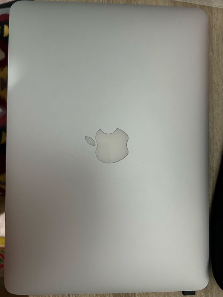Продам Macbook pro