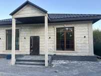 продам дом в Новоульбинке за конным двором