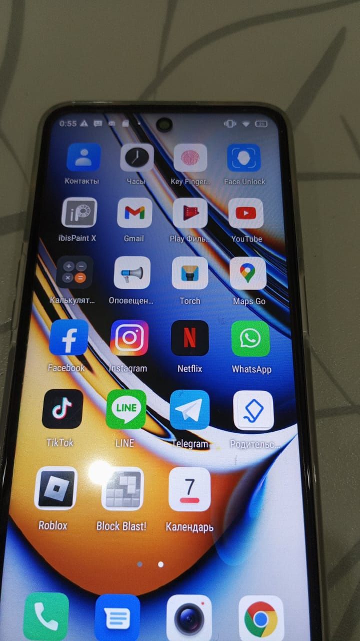 Продам новый смартфон