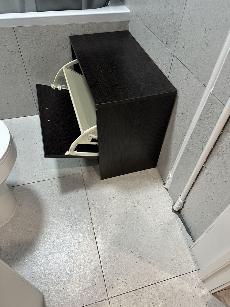 Продам обувницу ikea