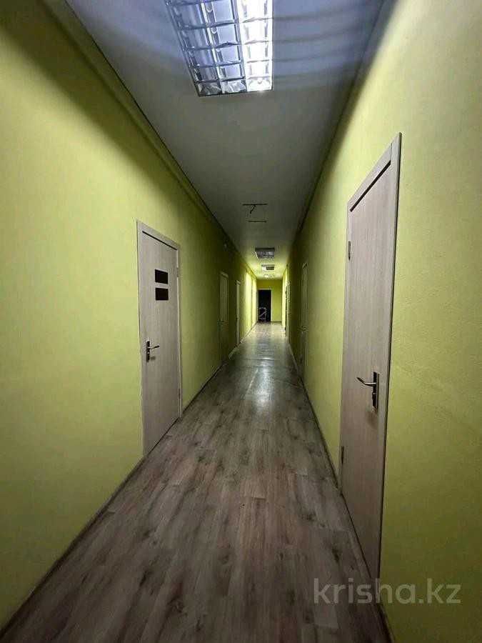 Отдельностоящее здание в центре города