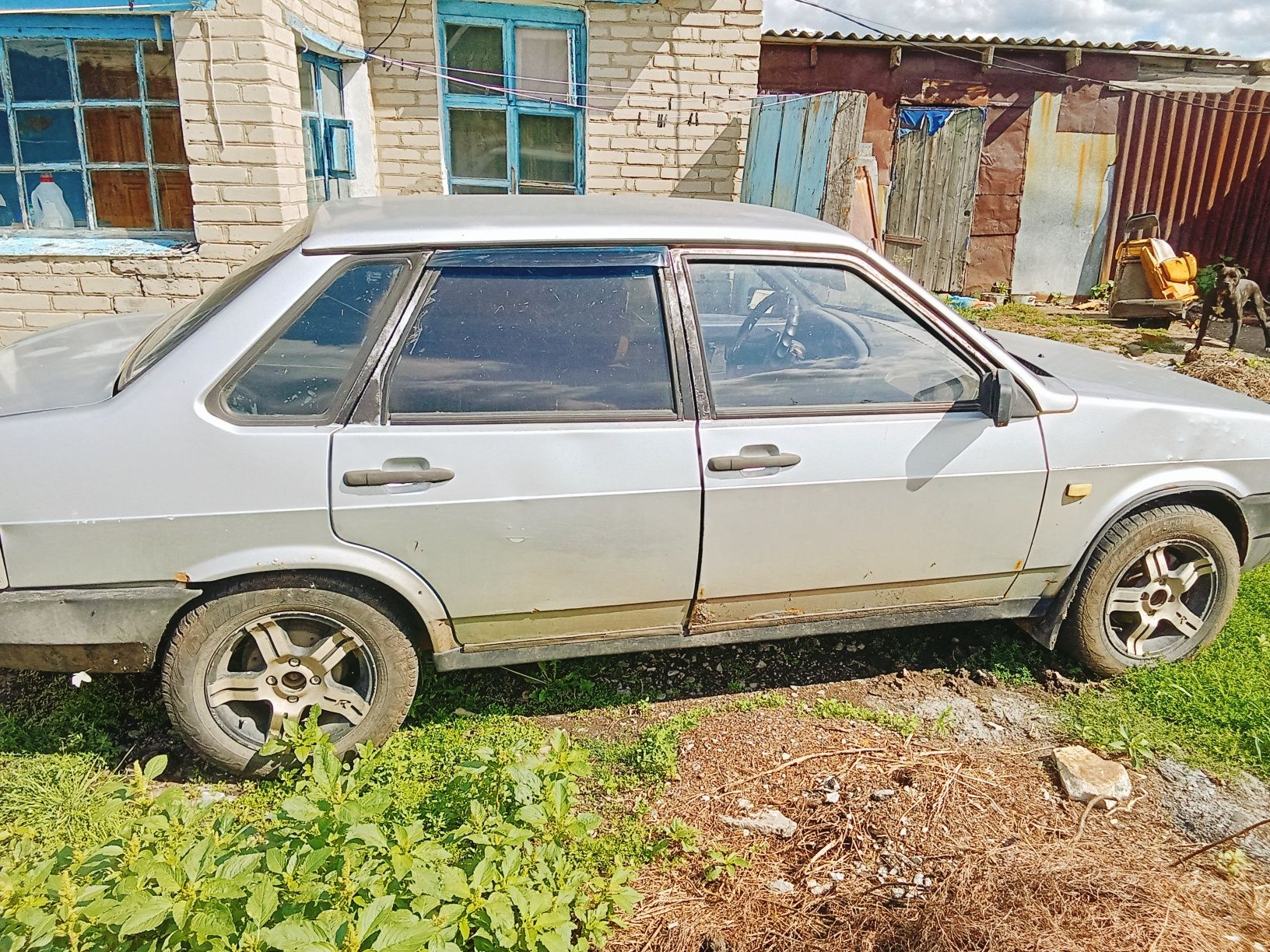 Продам машину 99