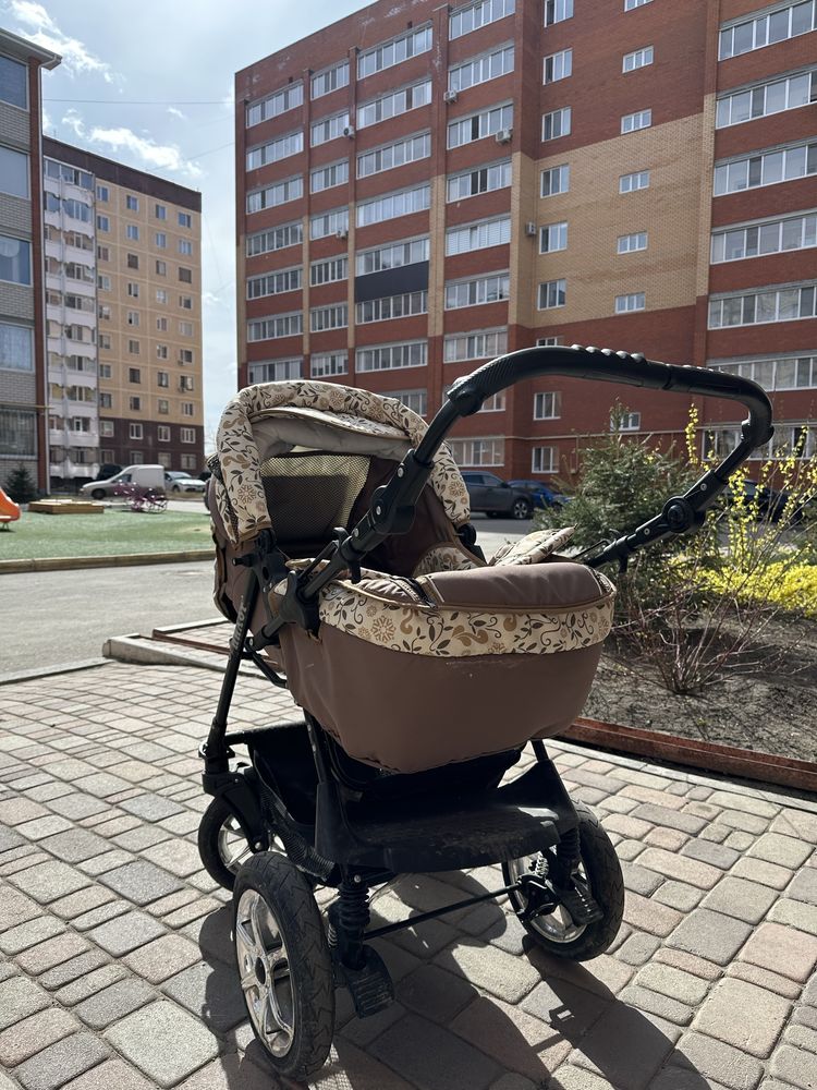 Детская коляска