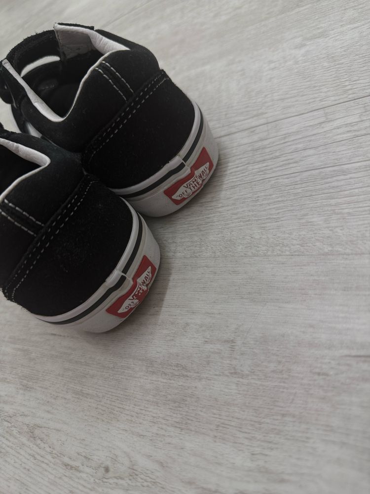 Продам кеды vans унисекс
