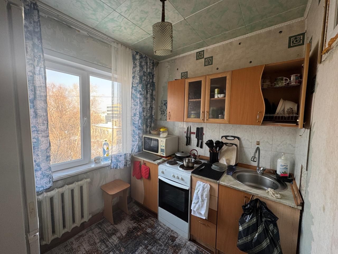 Продам 4х,5/5, 59 КВ.м, балкон. пр.Абая,7