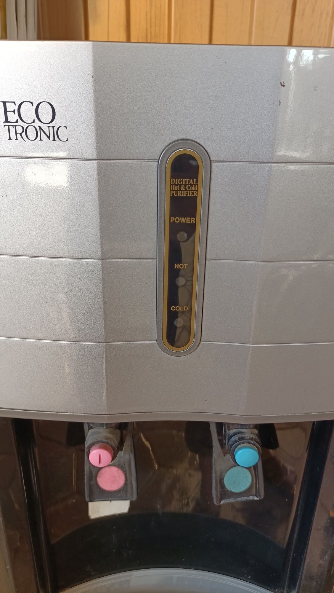 Куллер Eco Tronic