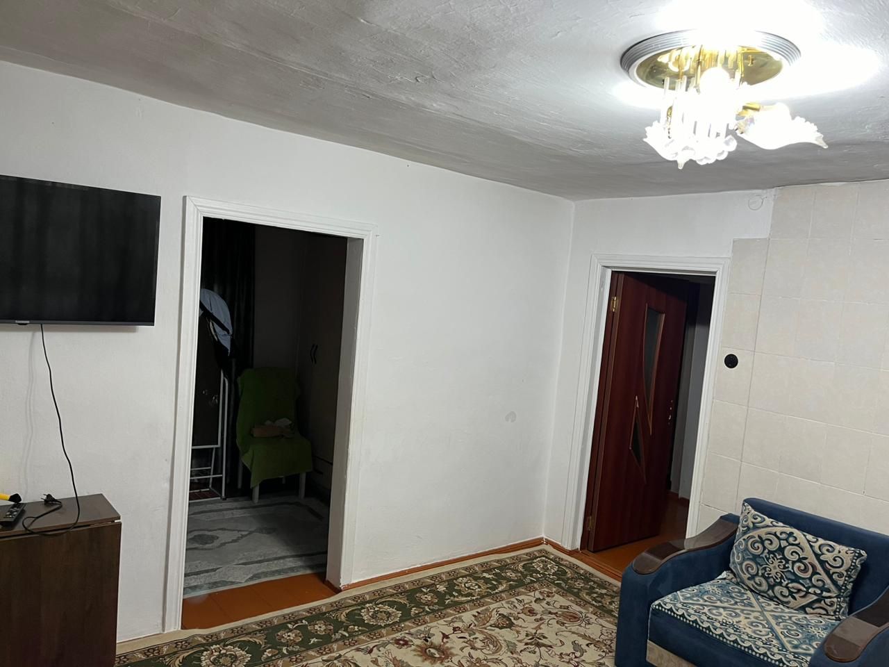 Срочно продается частный дом в городе Сарканд.
