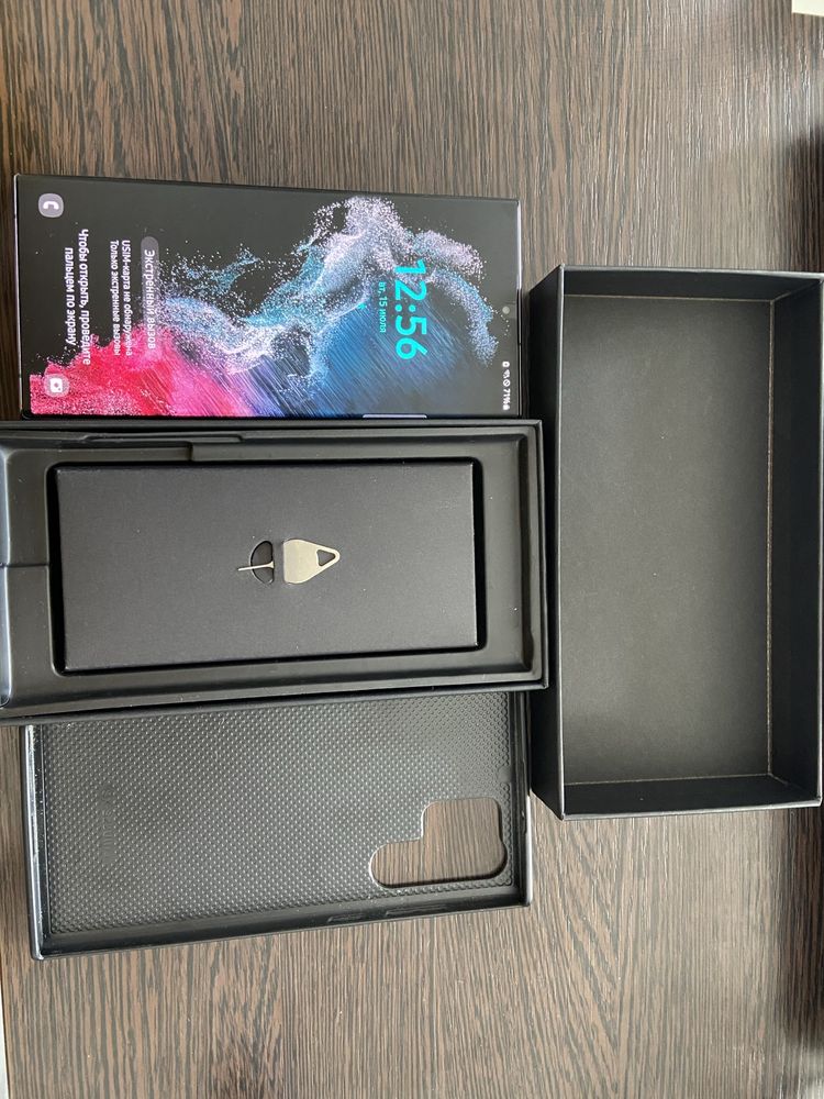 Sumsung Galaxy S22 Ultra / 256 Гб (новый)