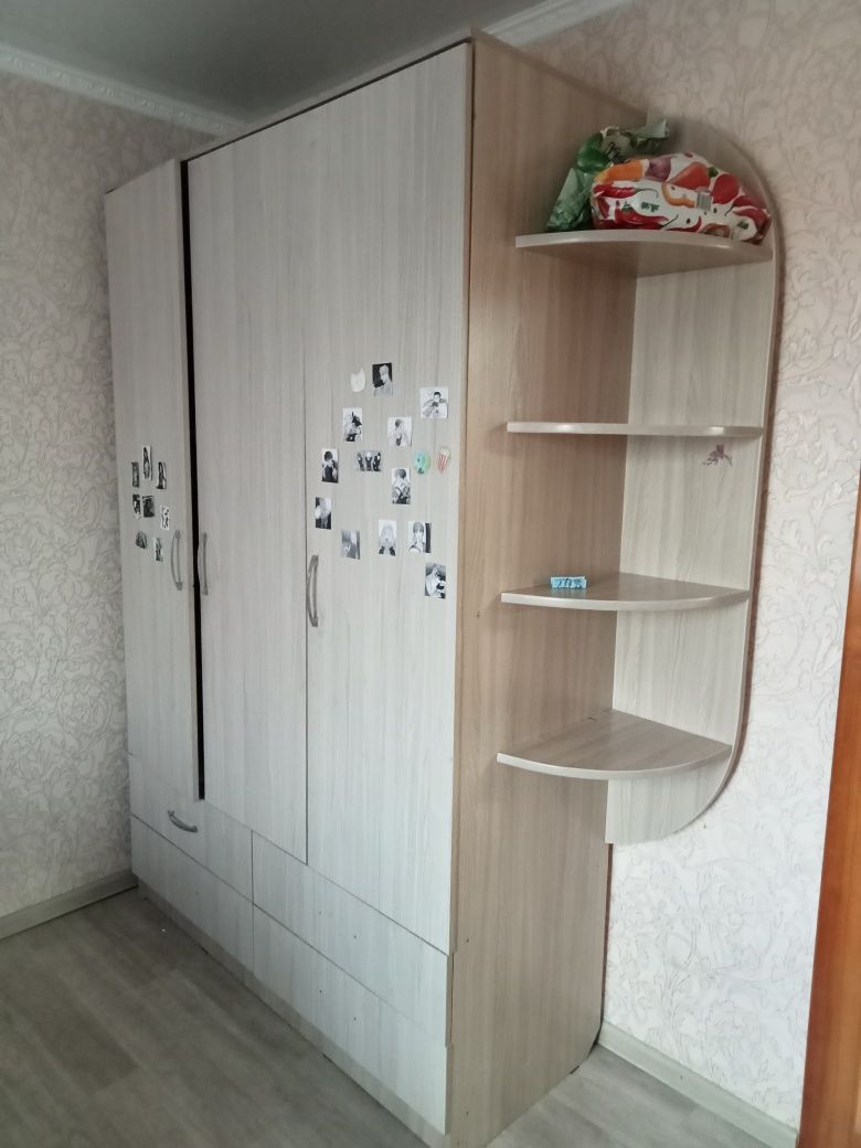 Горка для зала + шкаф