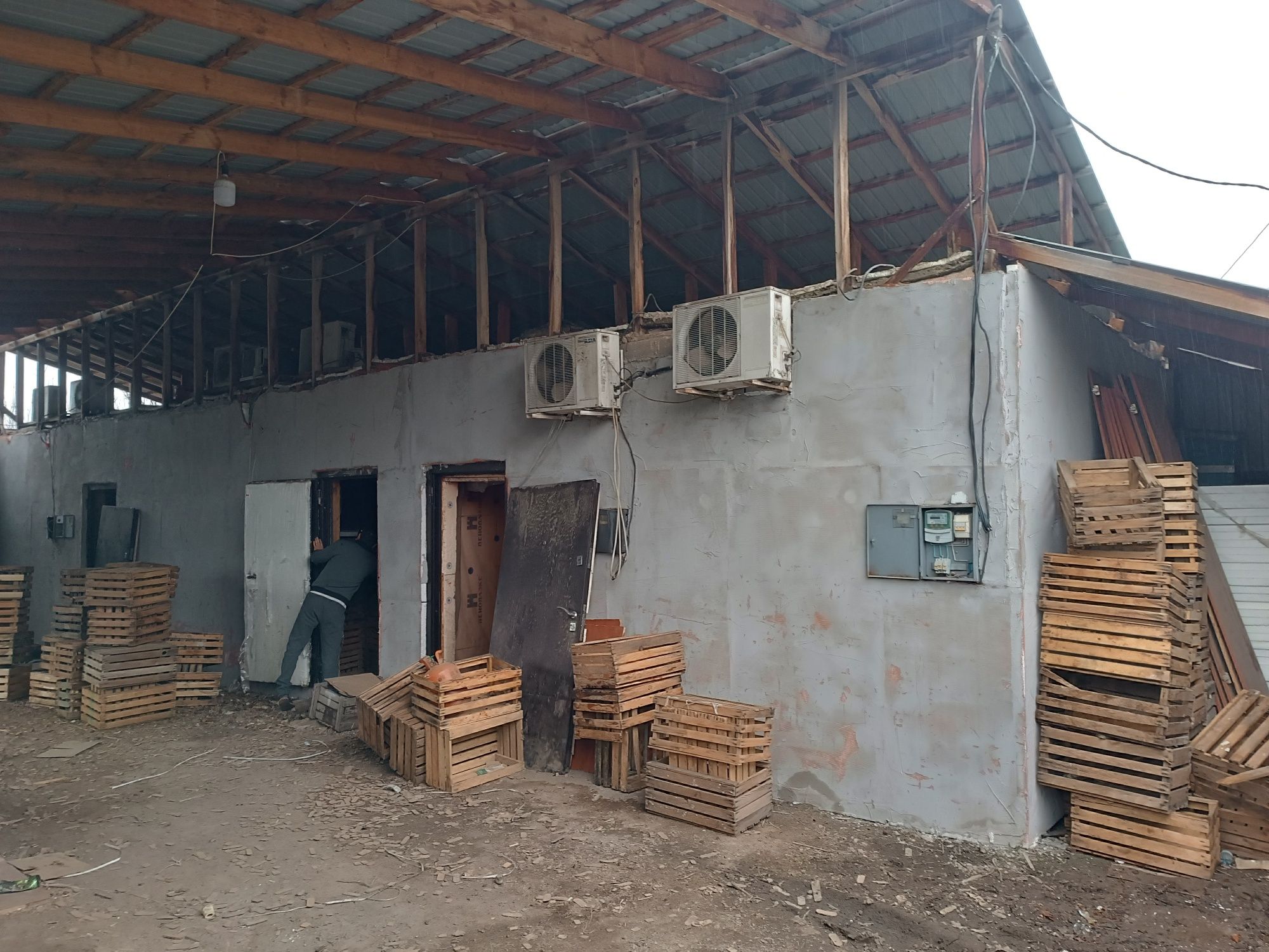 Продам участок  с под коммерция бизнесом