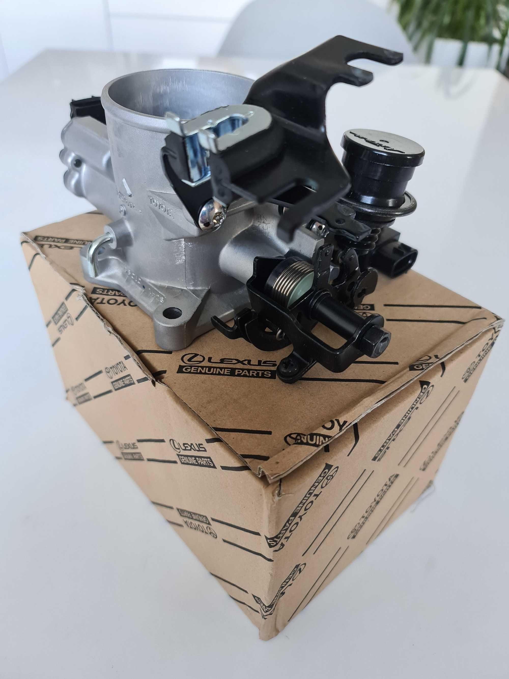 Комплект оригинального сцепления на Toyota Land Cruiser 105GX