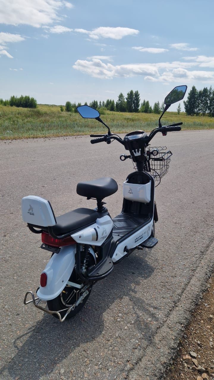 Продам электро скутер в хорошем состоянии писать в личное сообщение