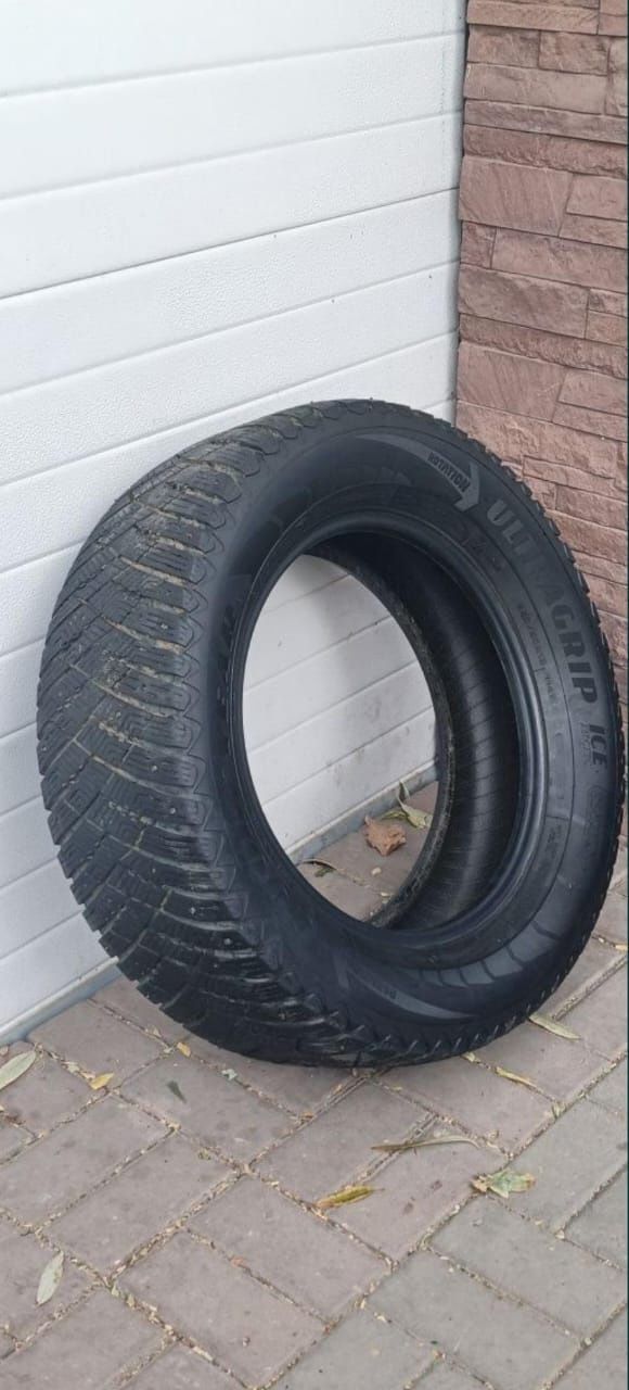 Продам шипованную резину GOODYEAR ULTRA GRIP ice arctic suv 4х4