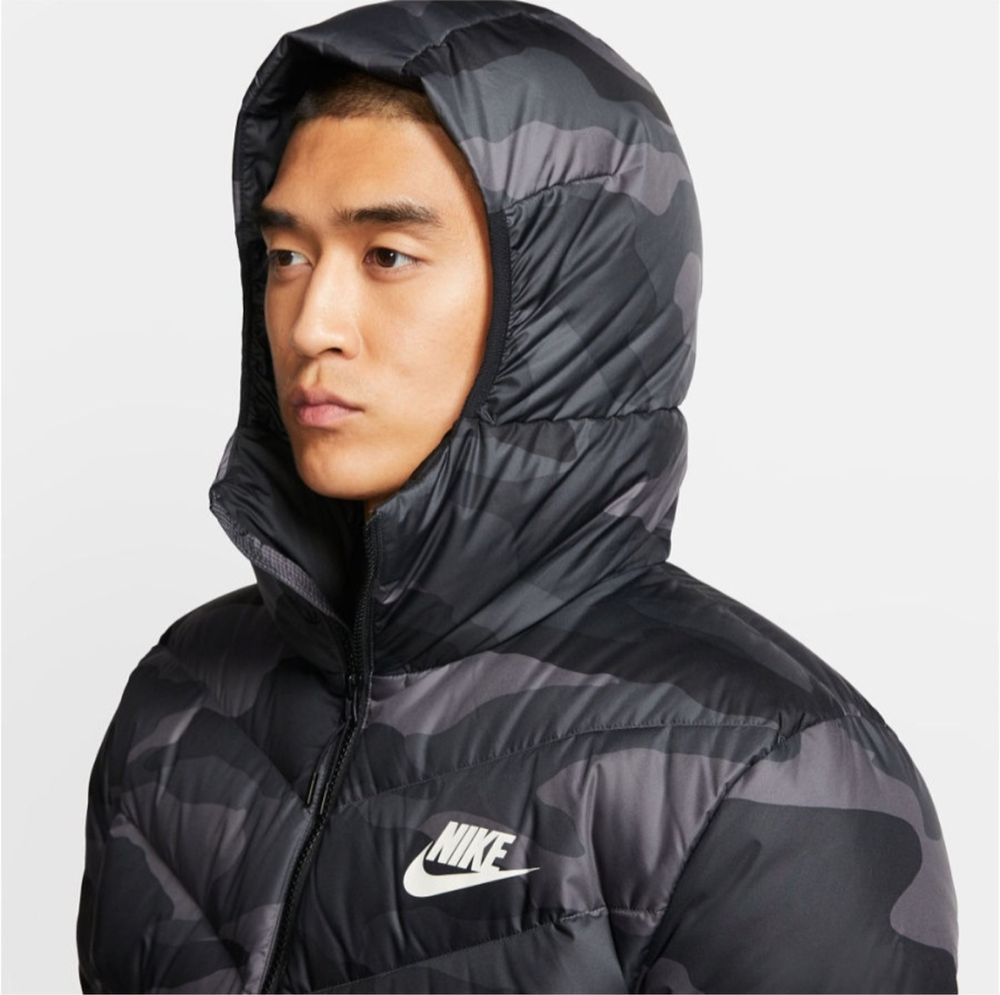 Мужская куртка Nike размер М