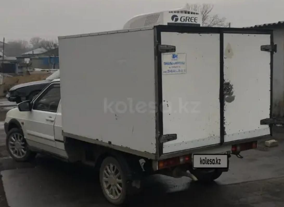Пирожковоз ВИС на базе Ваз 21144 термобудка рефрежератор