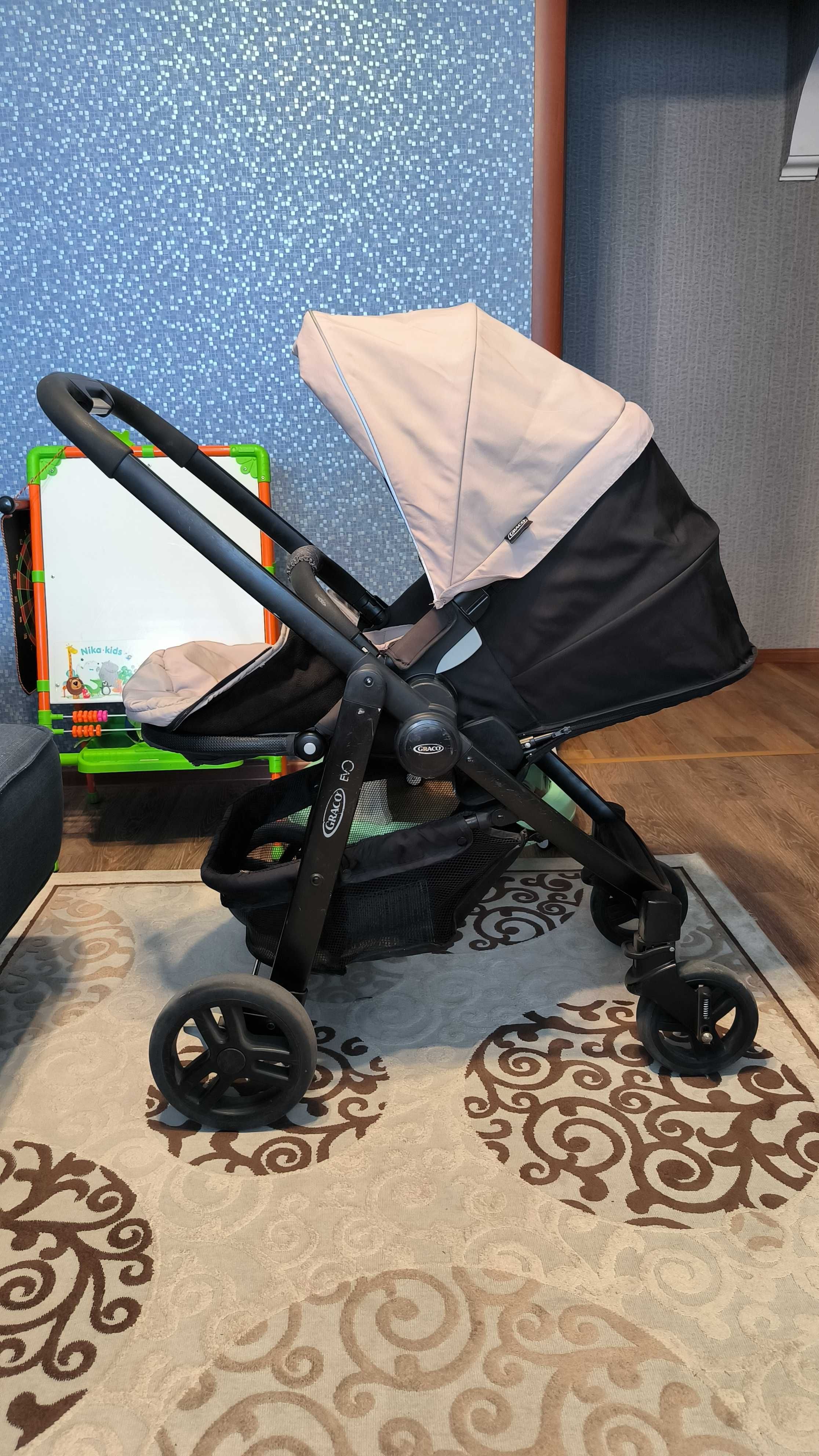 Коляска Детская GRACO EVO в хорошем состоянии.