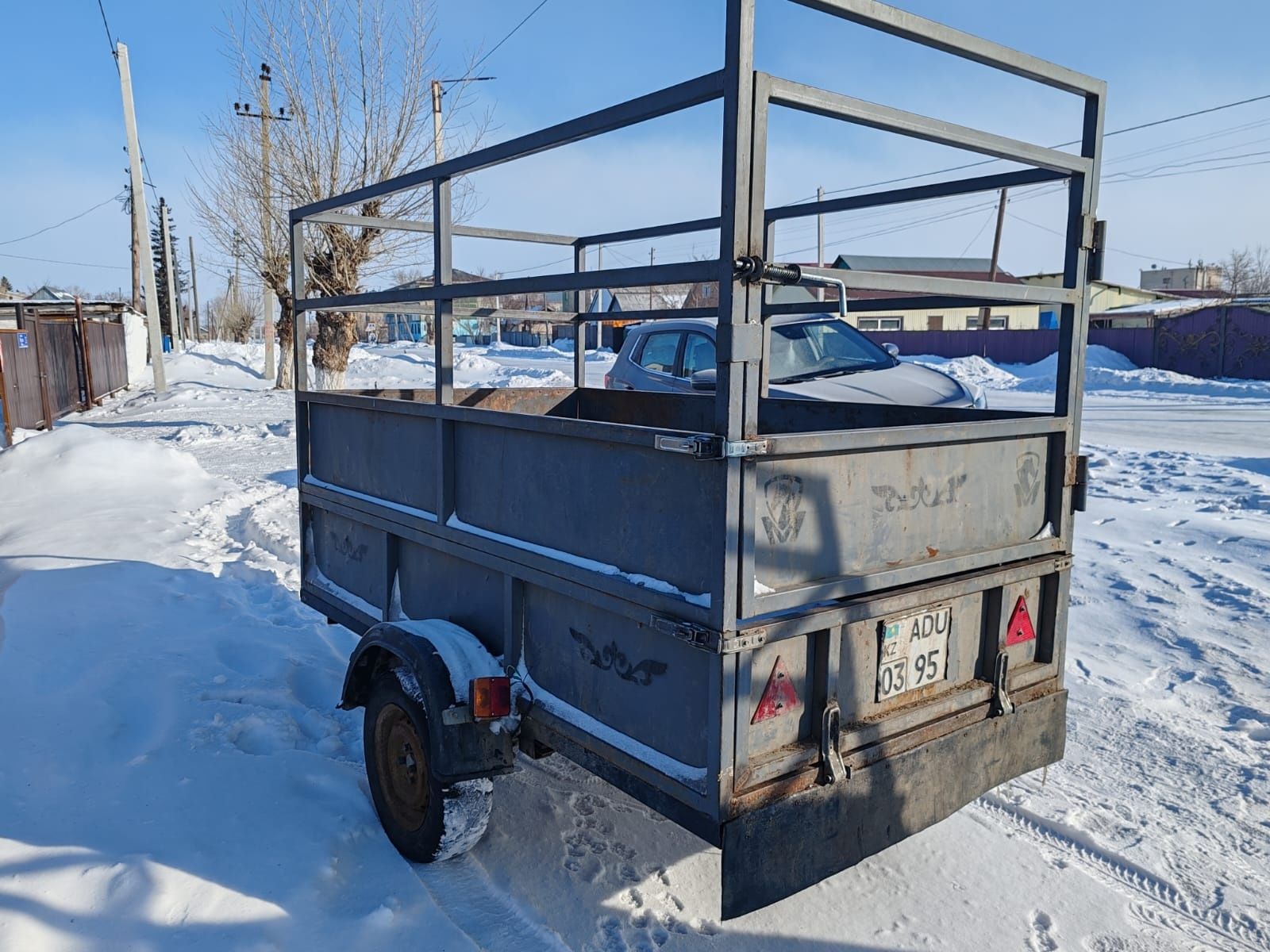 Продам прицепы скотовозы