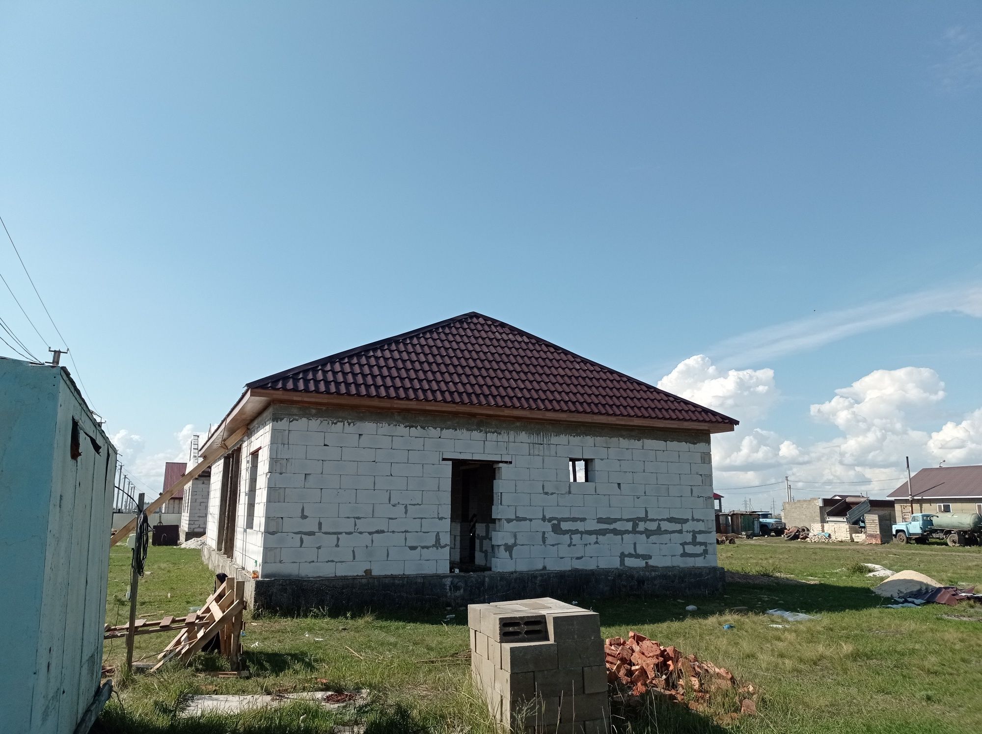 Продам большой дом