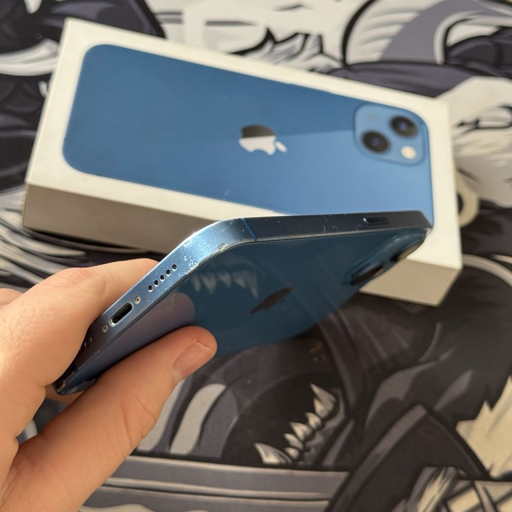 Продам IPhone 13 256gb в синем цвете (blue)