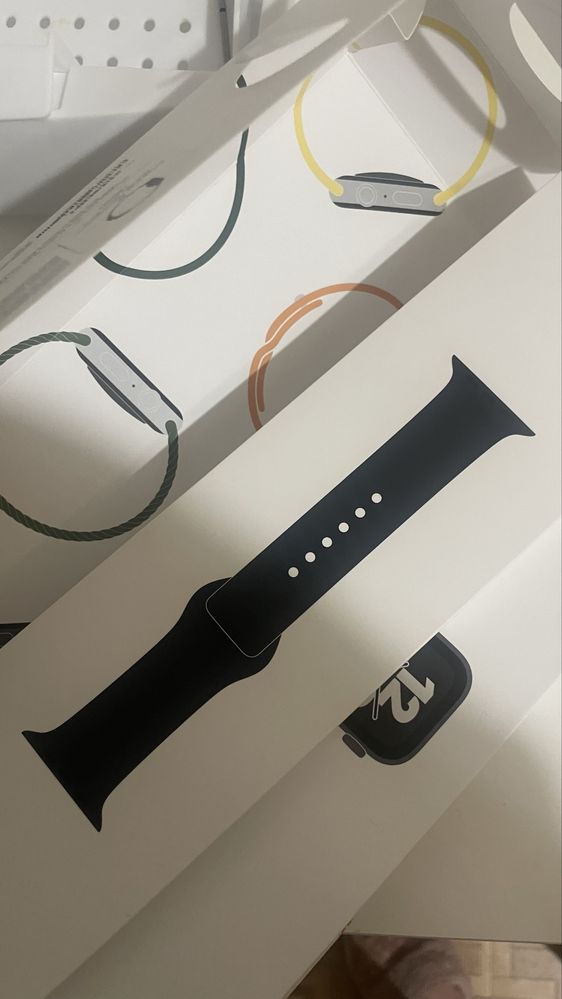 Продам Apple watch se 40мм