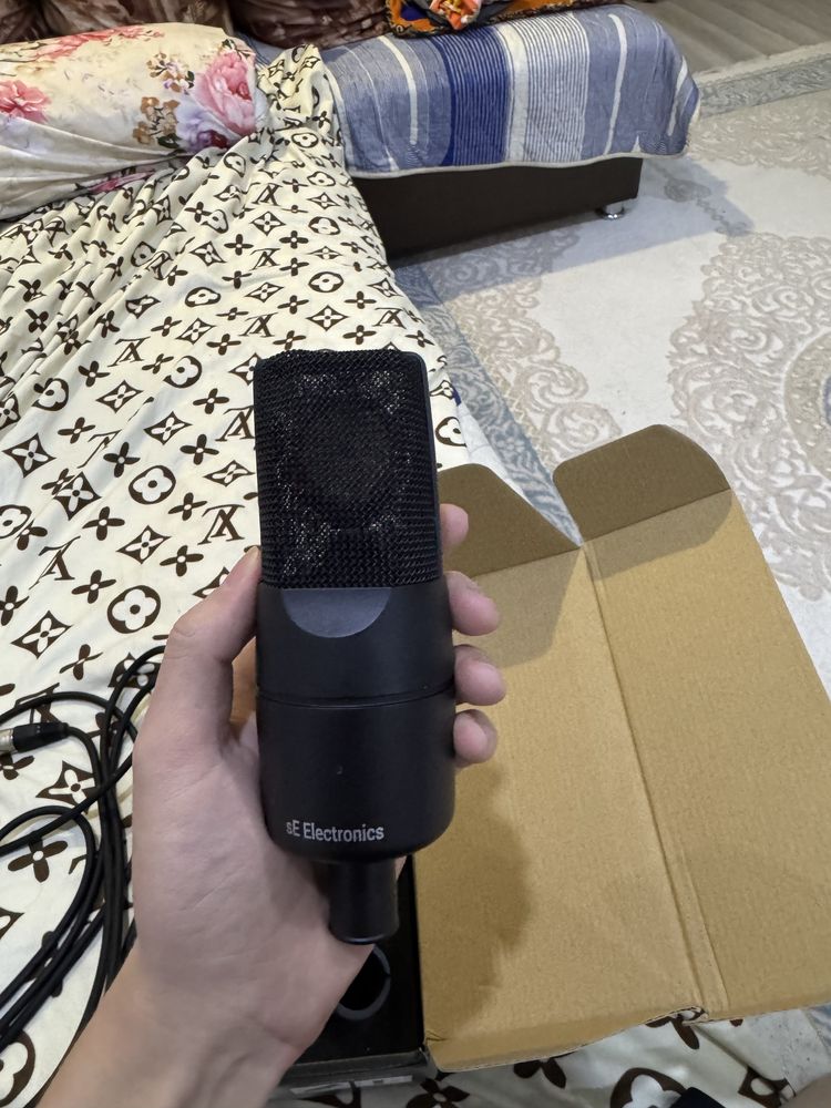 Очень срочно! Se electronics X1 S конденсаторный микрофон