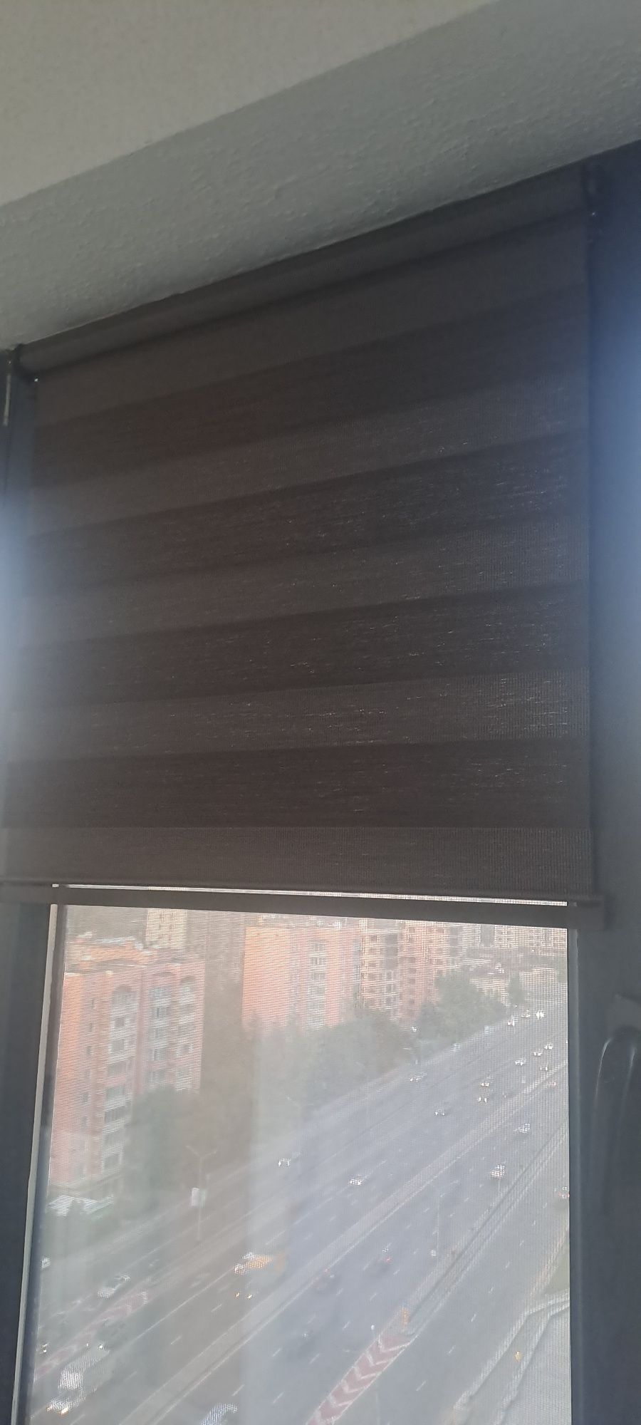 Жалюзи на окна тканевые