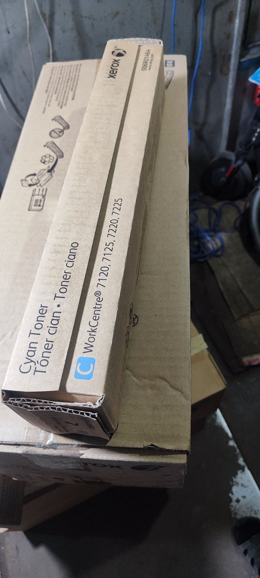 продам синий тонер оригинал на xerox 7120/7220