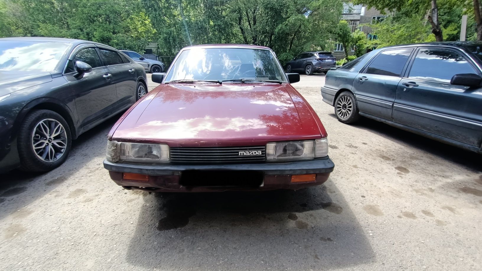 Продам машину марка Mazda