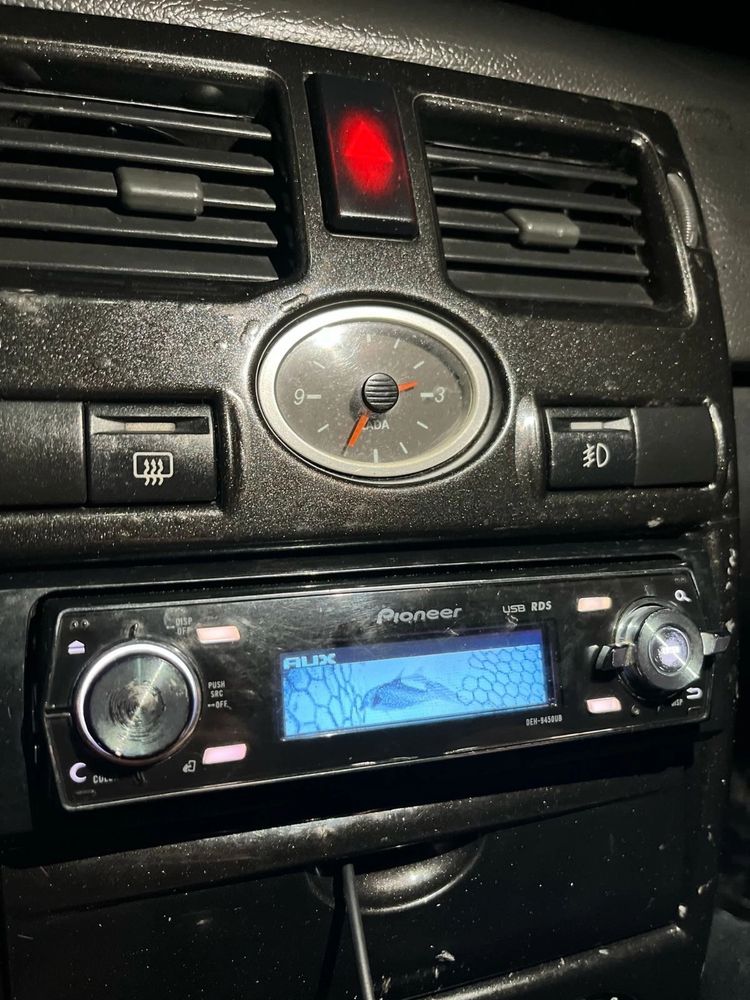 дельфин Pioneer deh-9450UB