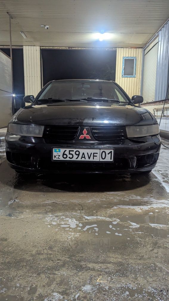 Mitsubishi galant 8