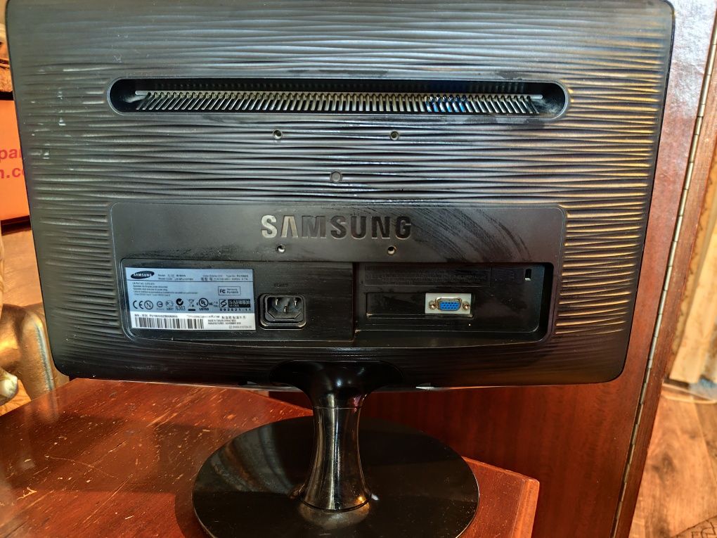 Продам монитор Samsung