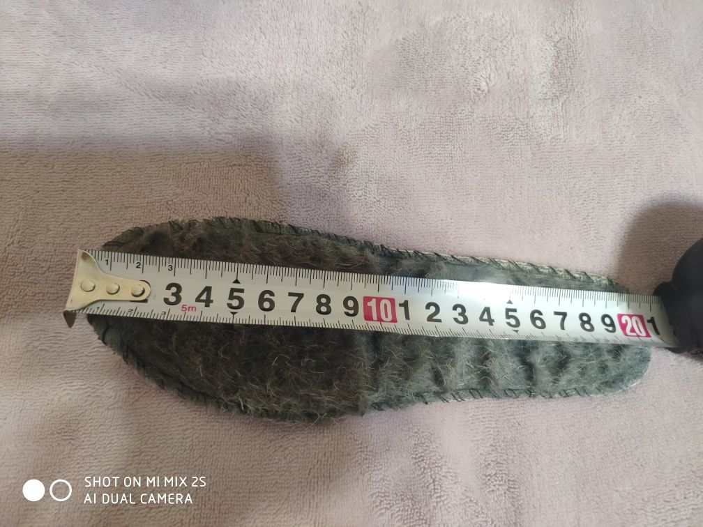 Продам сапожки детские, на ребёнка 8-10 лет