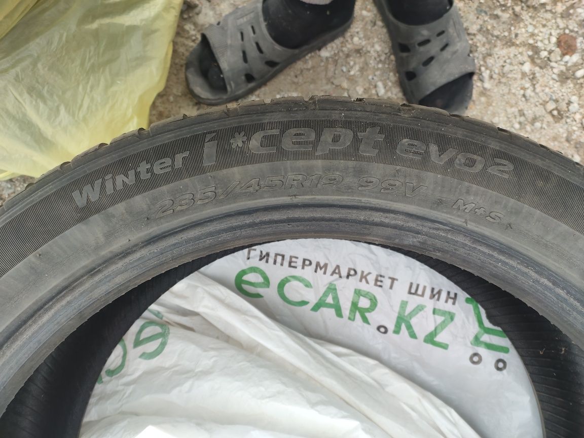 Шины Hankook winter i*cept evo2 235/45 R19