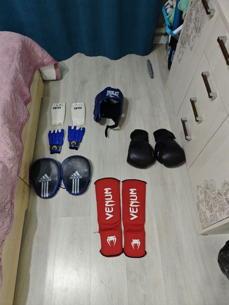 Спортиная экипировка