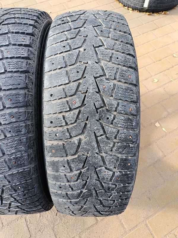 Шины 235/65 R17 - "Maxxis Arctictrekker NS3" (Китай), зимние.