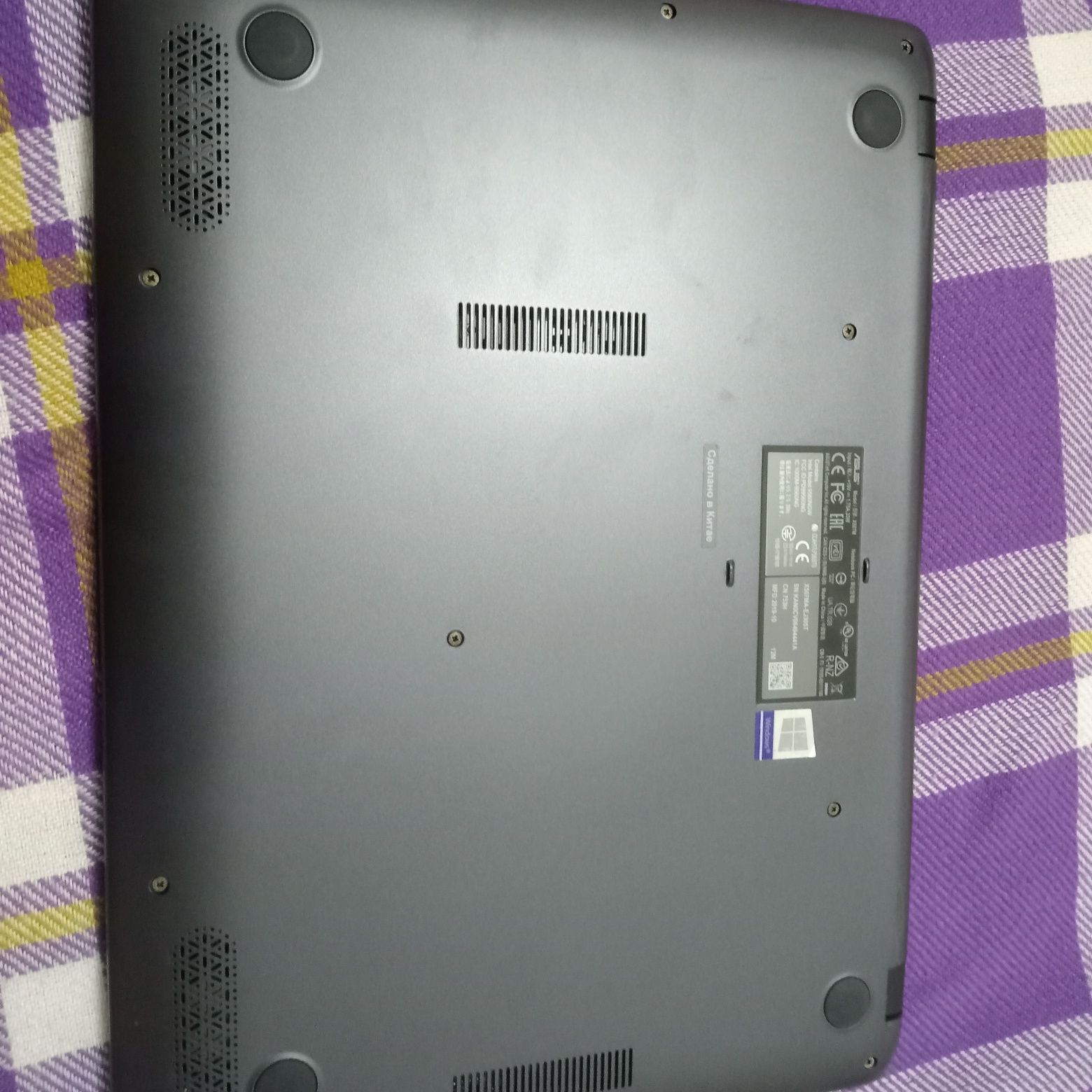 Ноутбук ASUS Windows 10